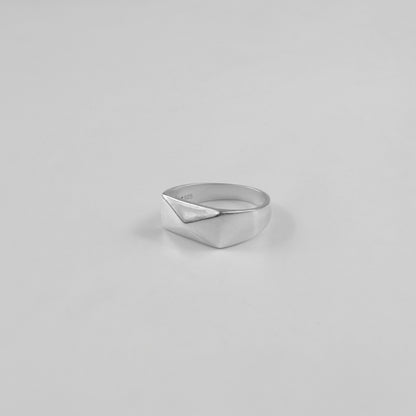 Edgeform Ring