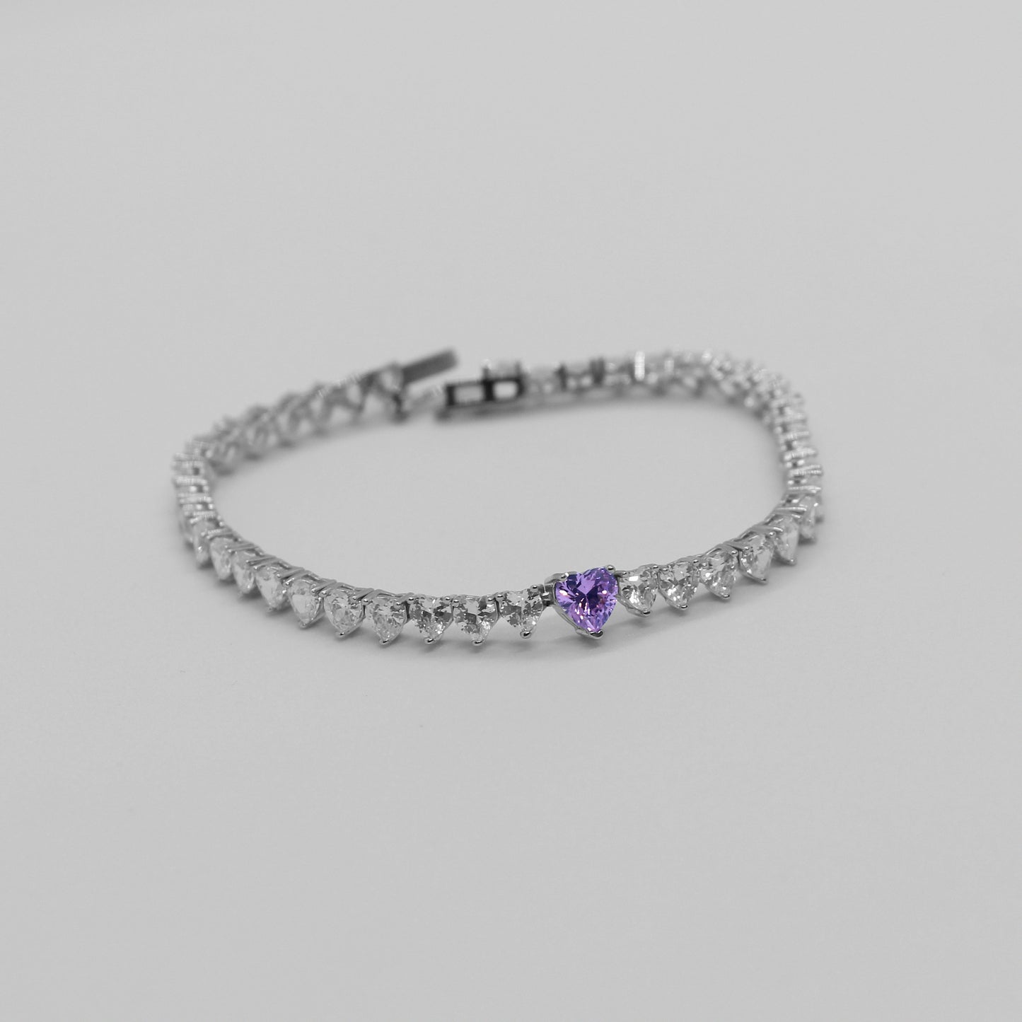 Endless Heart Tennis Bracelet (Pink)