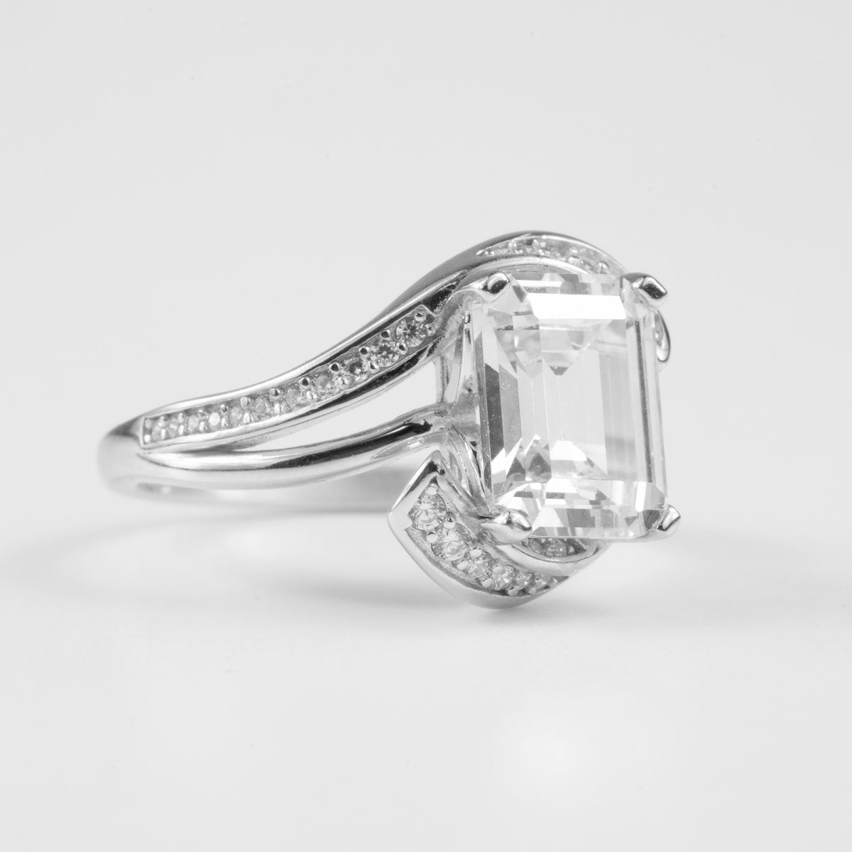 Fluid Grace Ring