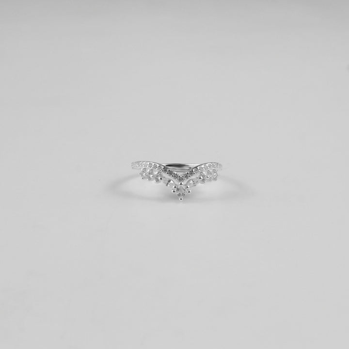 Frost Flora Ring