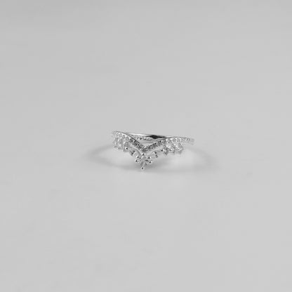 Frost Flora Band Ring
