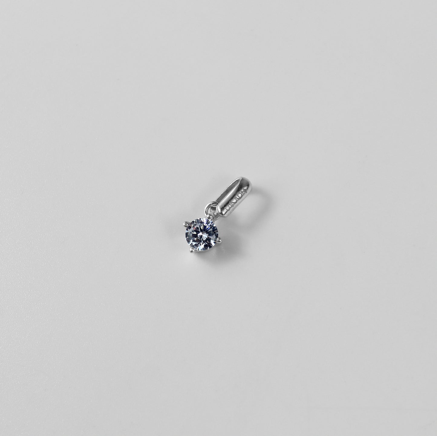 Frosted Gleam Pendant
