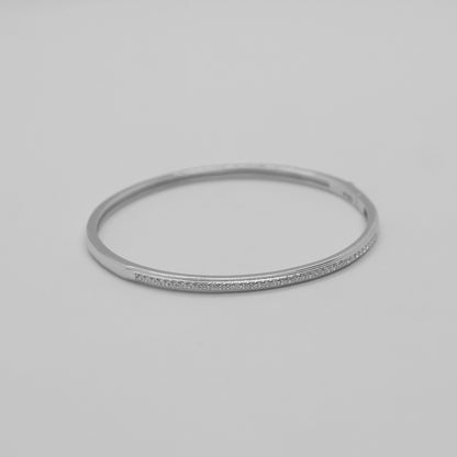 Halo Line Bangle