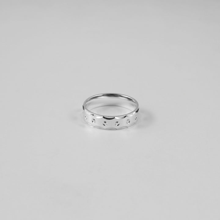 Halo Point Ring