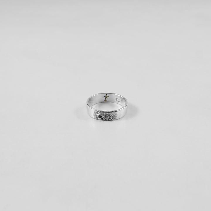 Imprint Round Ring