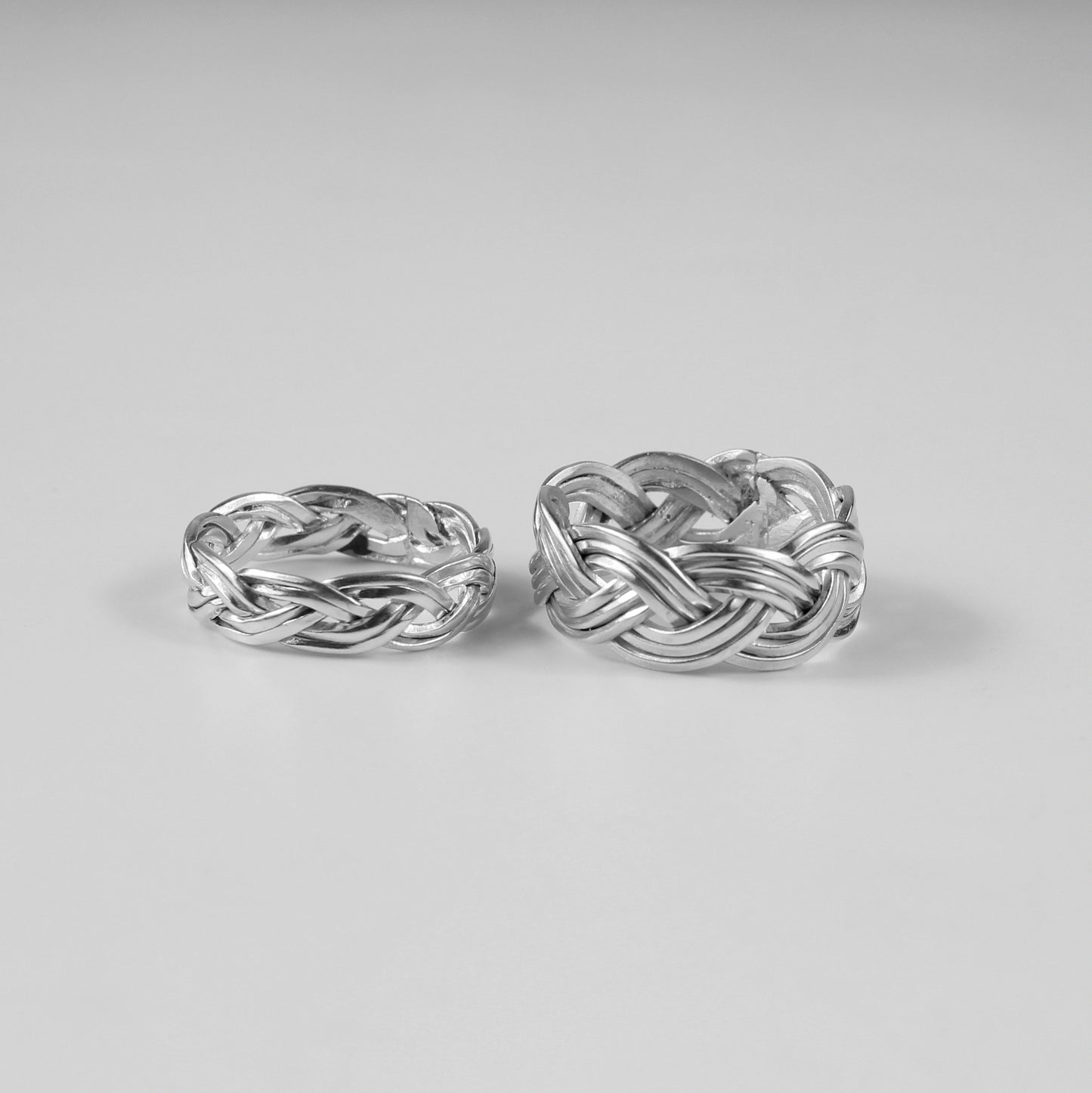 Interwoven Gleam Ring