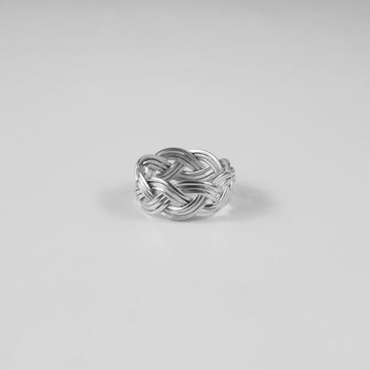 Interwoven Gleam Ring