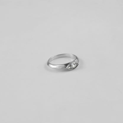 Iris Marquise Ring