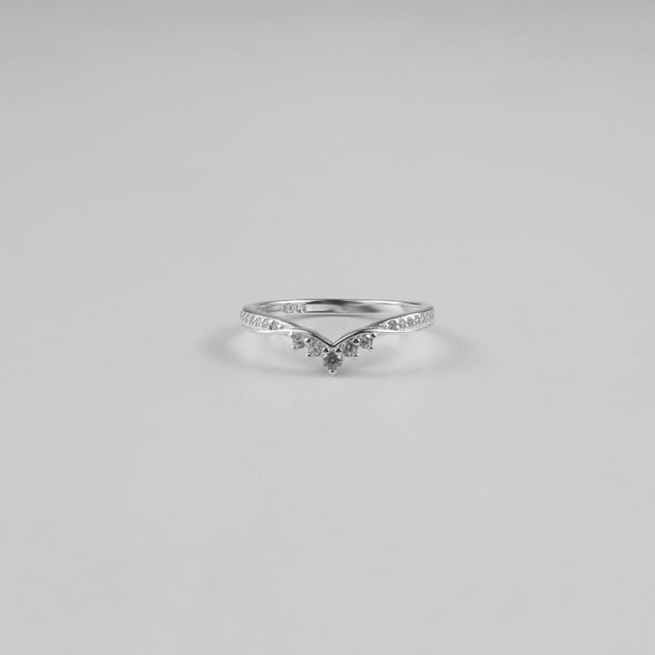 Ivy Droplet Ring