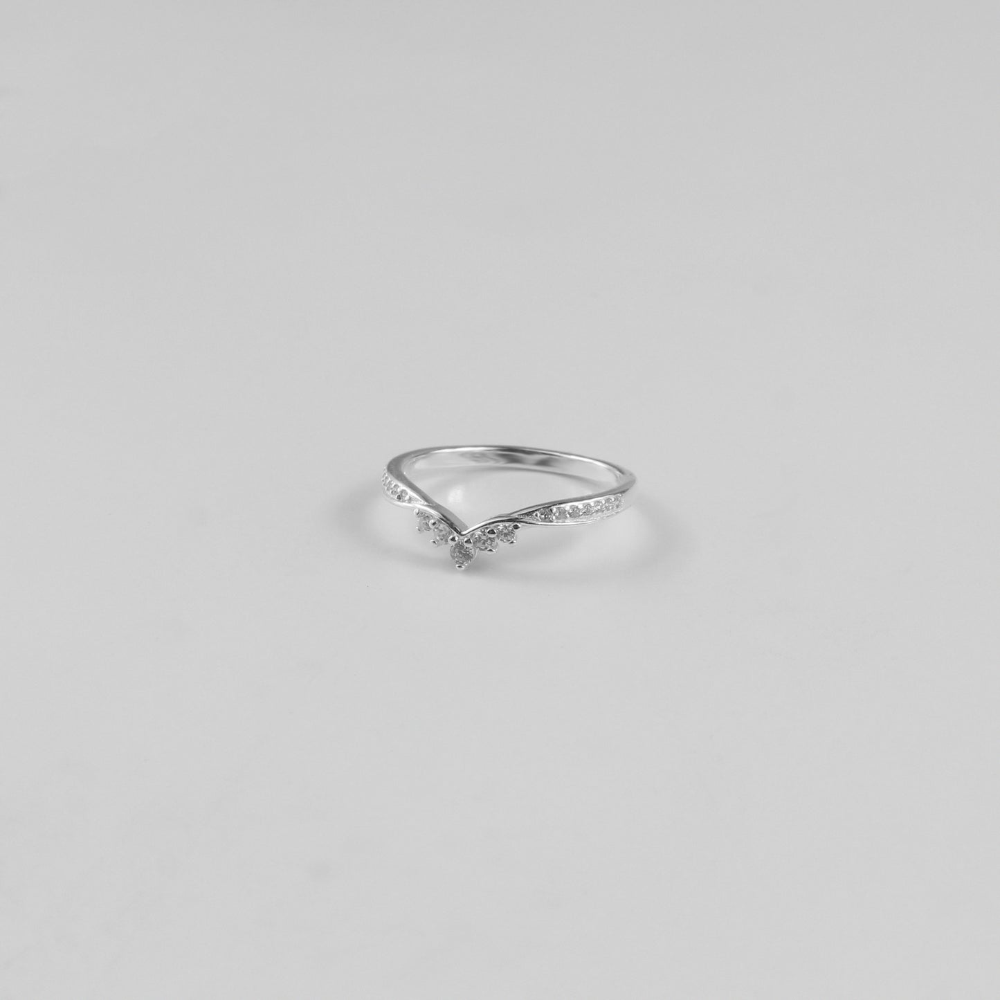 Ivy Droplet Ring