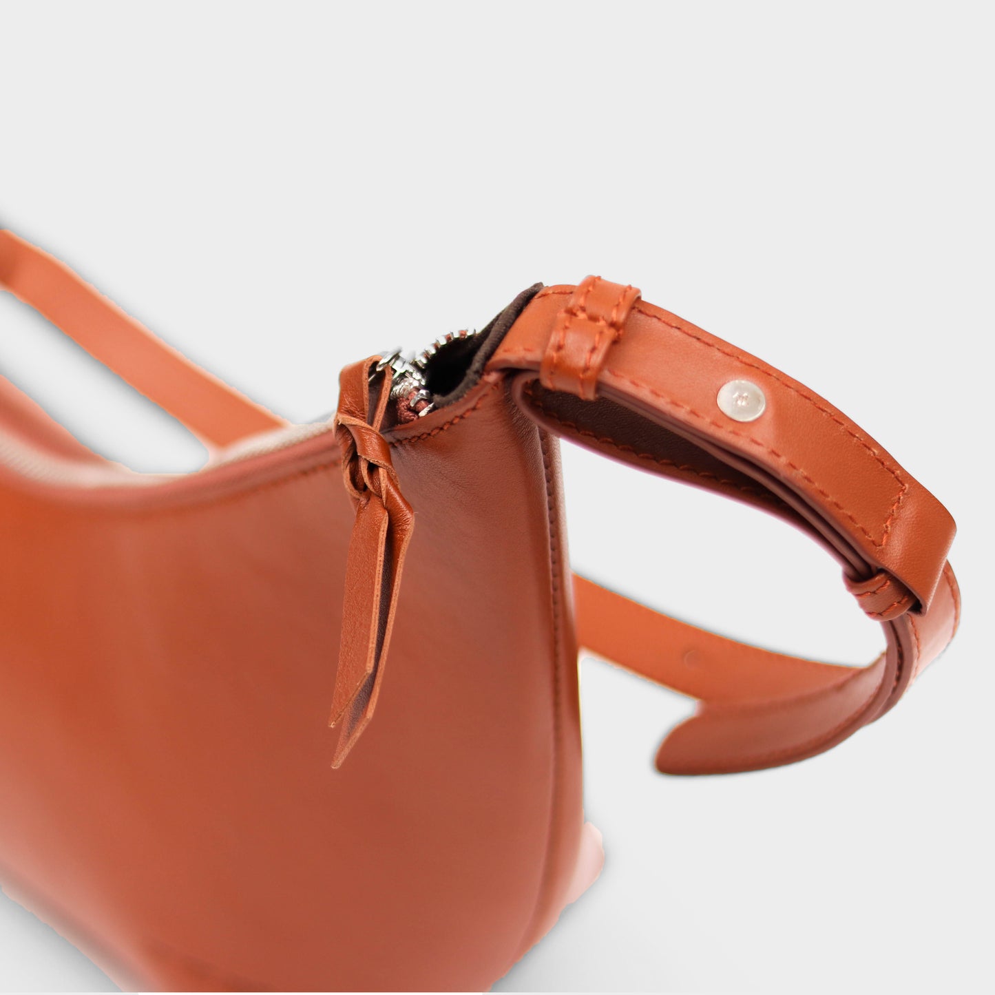 Juice Saddlecrest Shoulder Bag