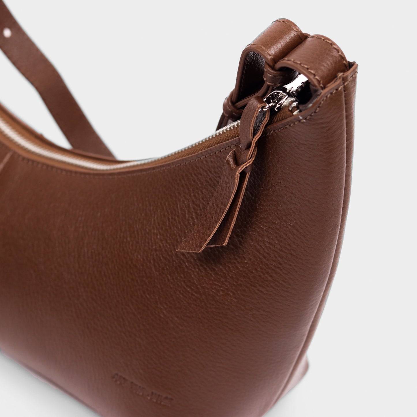 Juice Saddlecrest Shoulder Bag