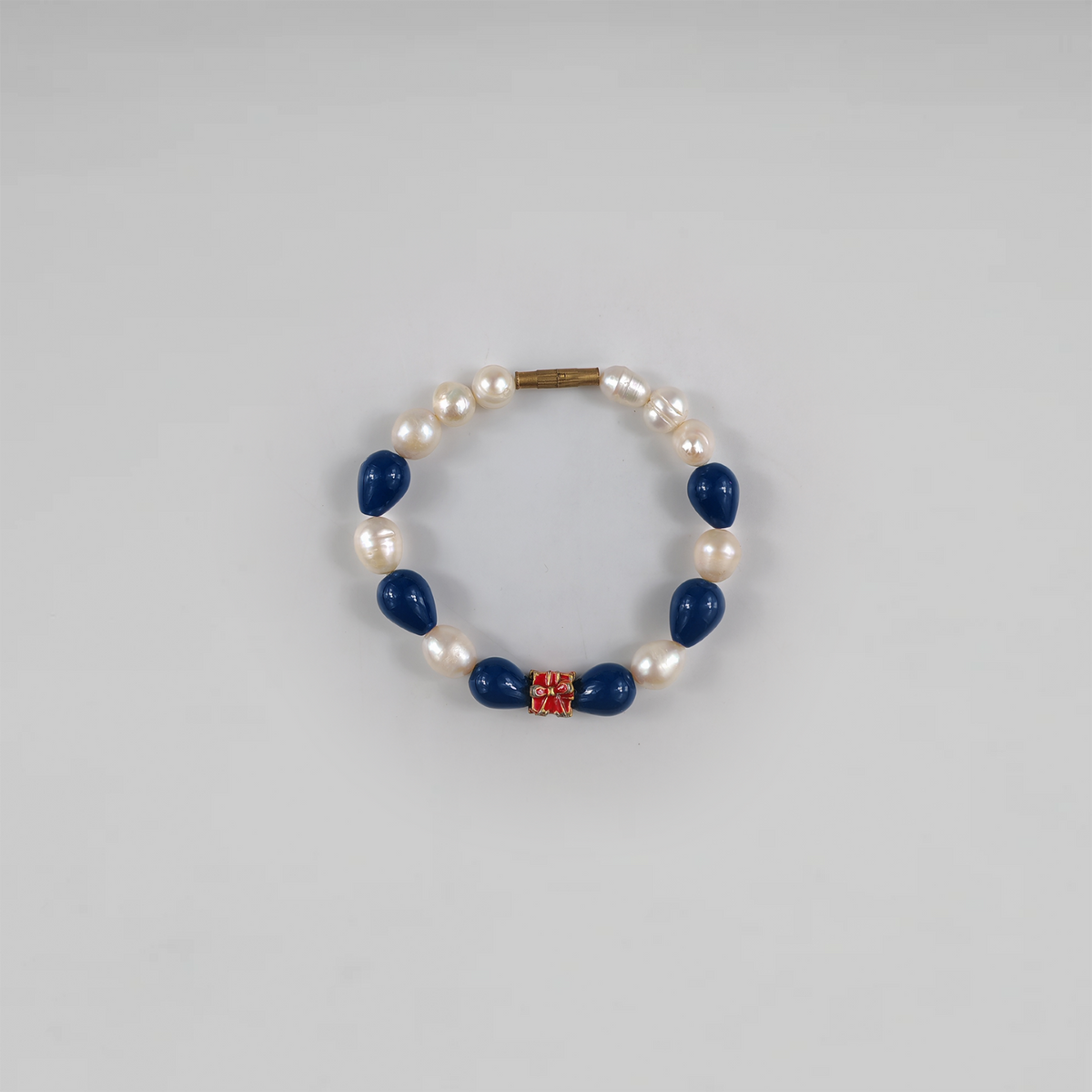L’Élu Royal Pearl Bracelet