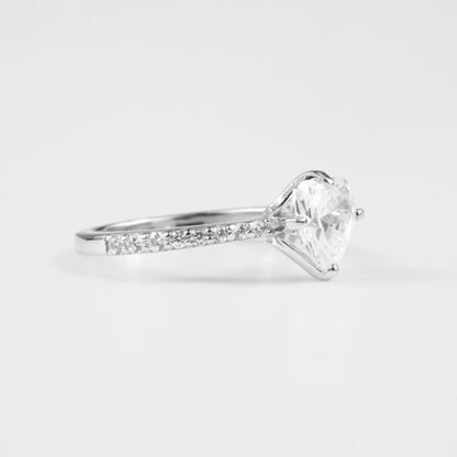 Linear Heart Sparkle Ring