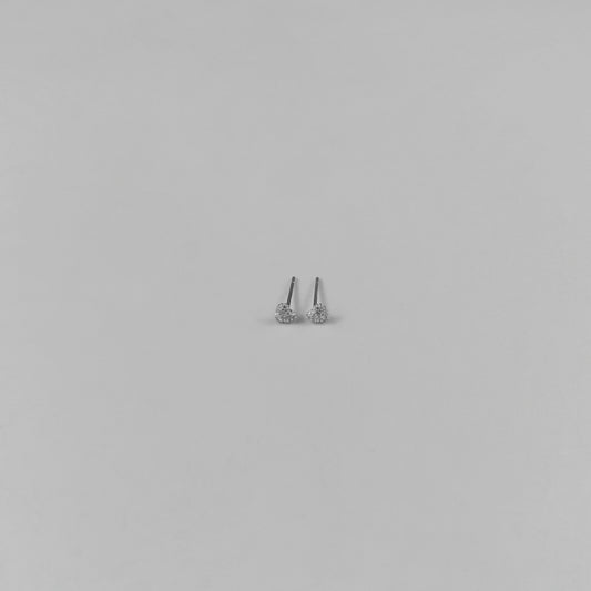 Lover’s Dot Ear Studs