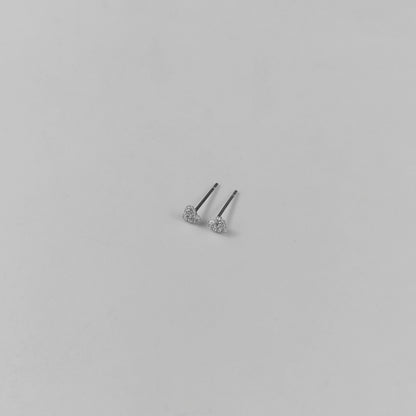 Lover’s Dot Ear Studs