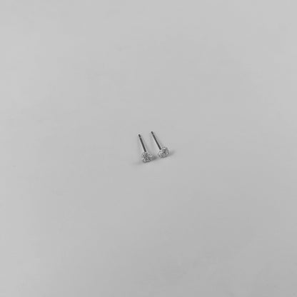 Lover’s Dot Ear Studs