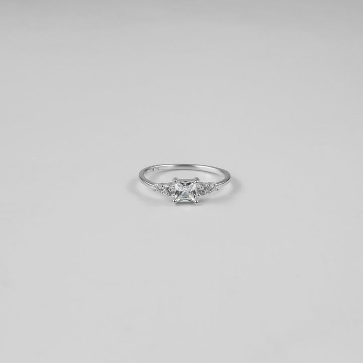 Lumina Square Ring