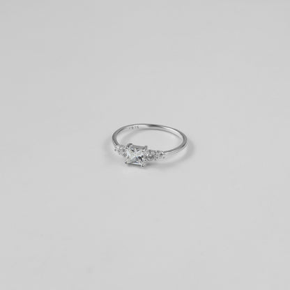 Lumina Square Ring