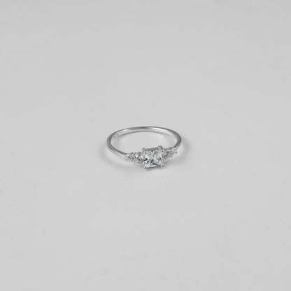 Lumina Square Ring