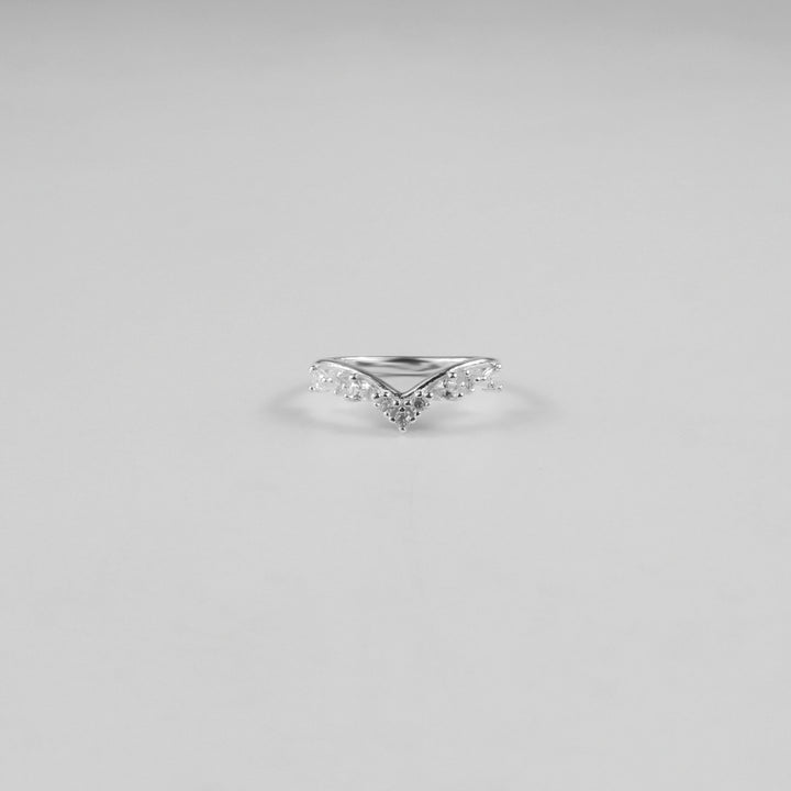 Luna Chevron Ring