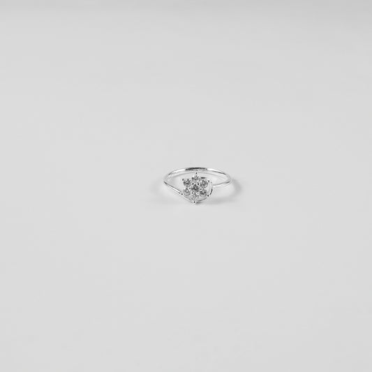 Luna Cluster Ring