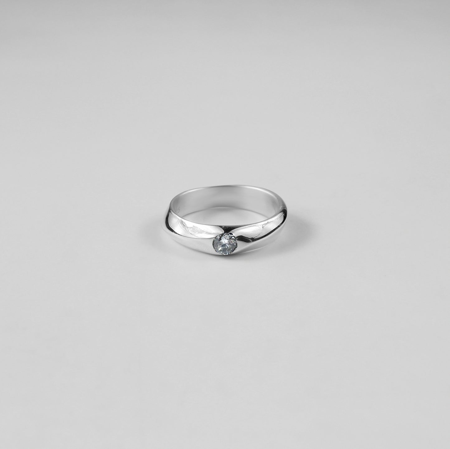 Moonlit Ring