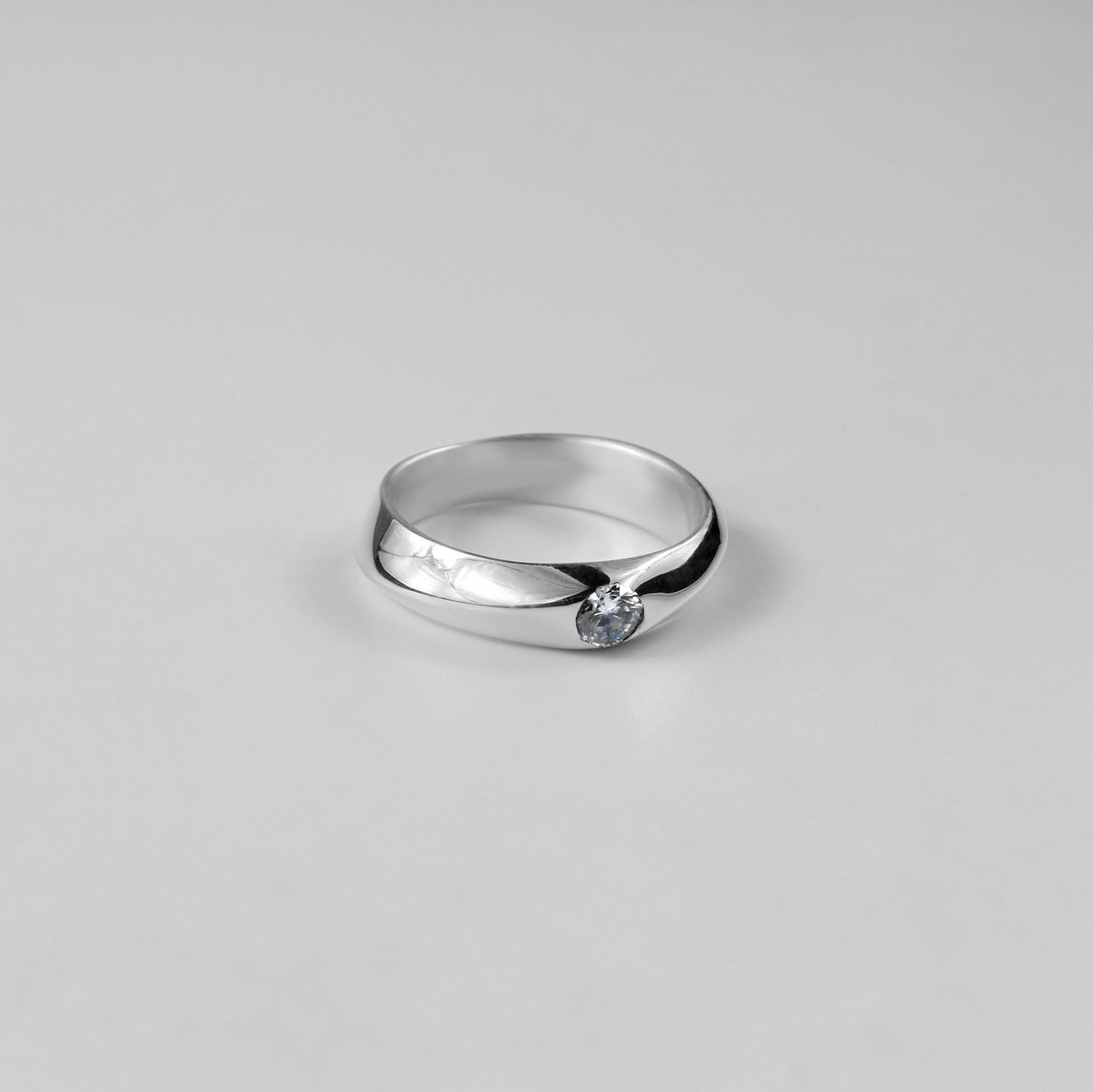 Moonlit Ring