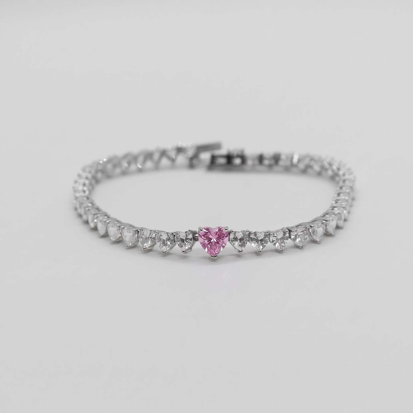 Endless Heart Tennis Bracelet (Pink)