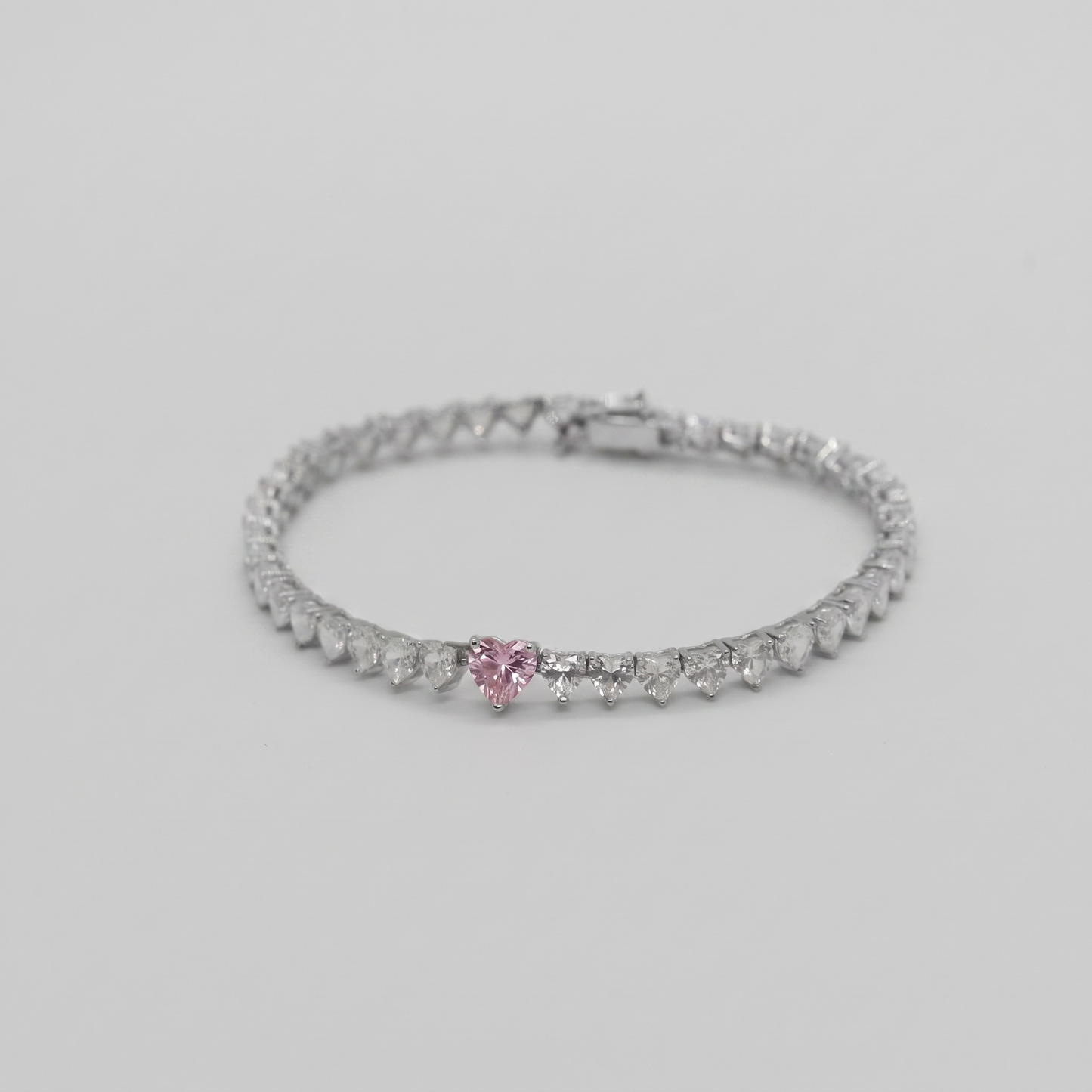 Endless Heart Tennis Bracelet (Pink)