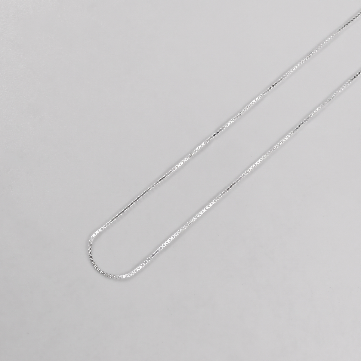 Thin Box Box Chain