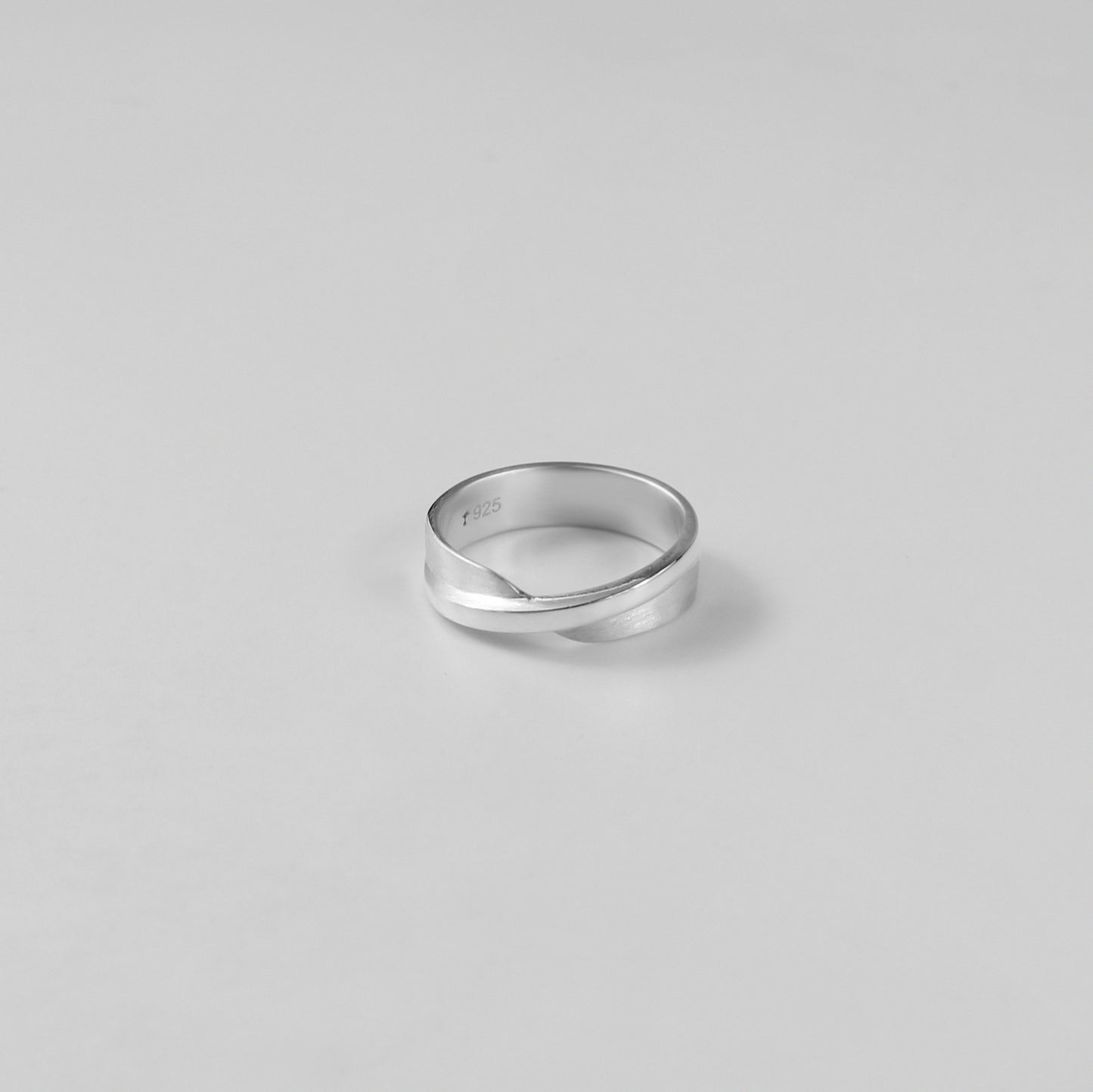 Orion Twist Ring