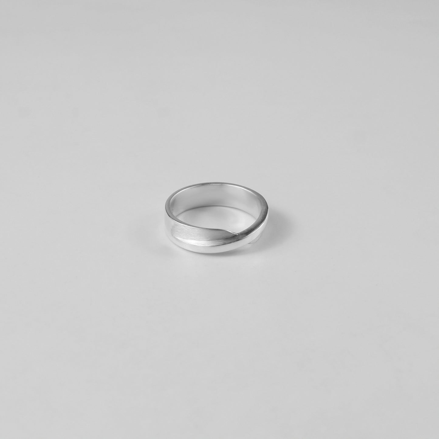 Orion Twist Ring
