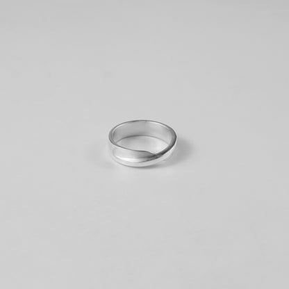 Orion Twist Ring