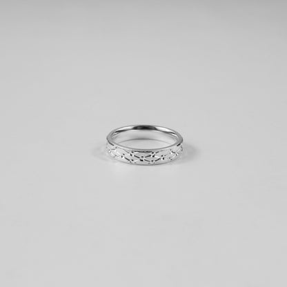 Ornate Echo Ring