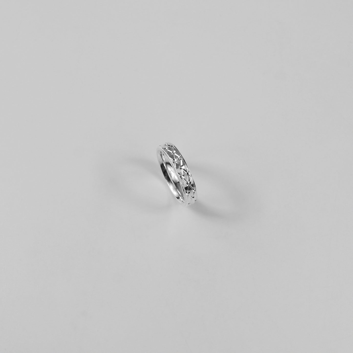 Ornate Echo Ring