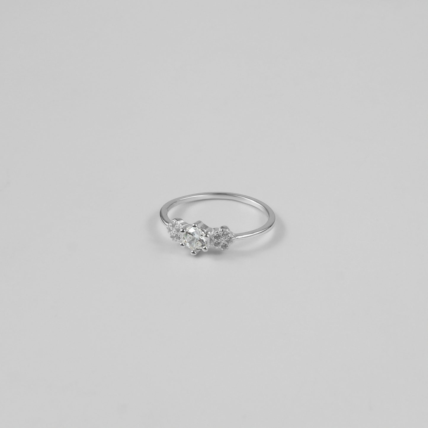 Petite Flora Trio Ring