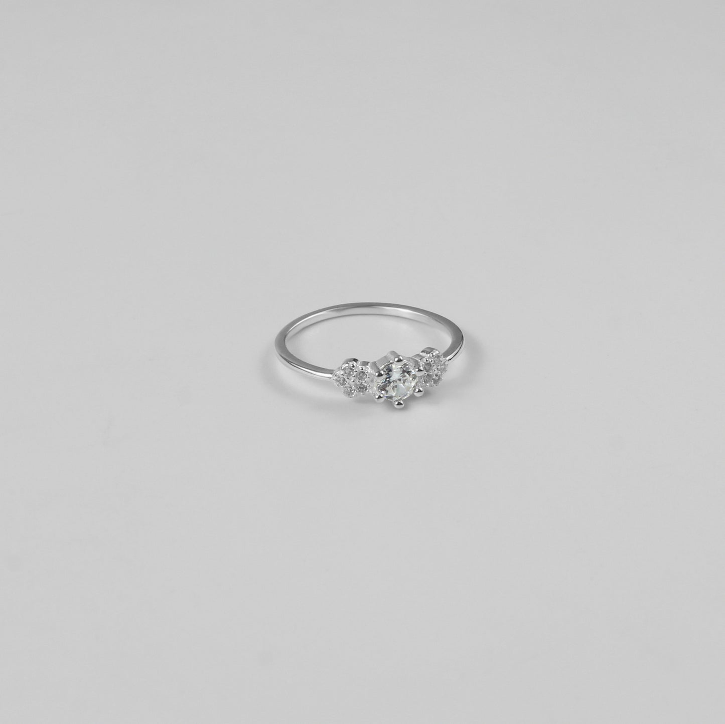 Petite Flora Trio Ring