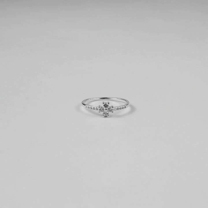 Polaris Row Ring
