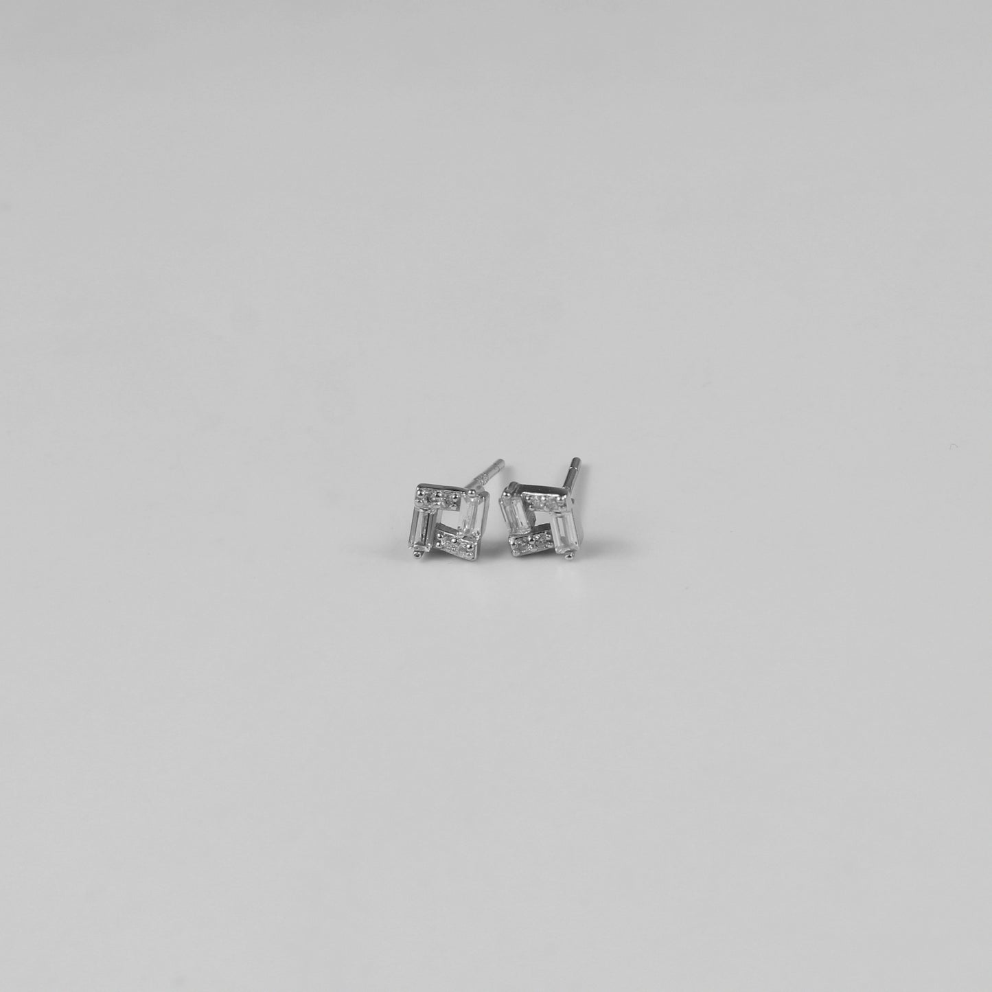 Quadra Baguette Ear Studs