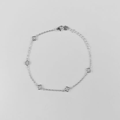 Radiant Clover Bracelet