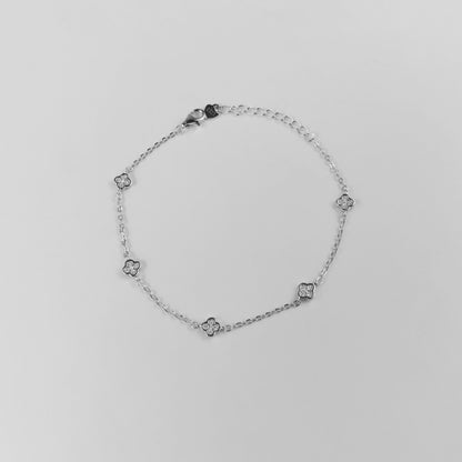 Radiant Clover Bracelet
