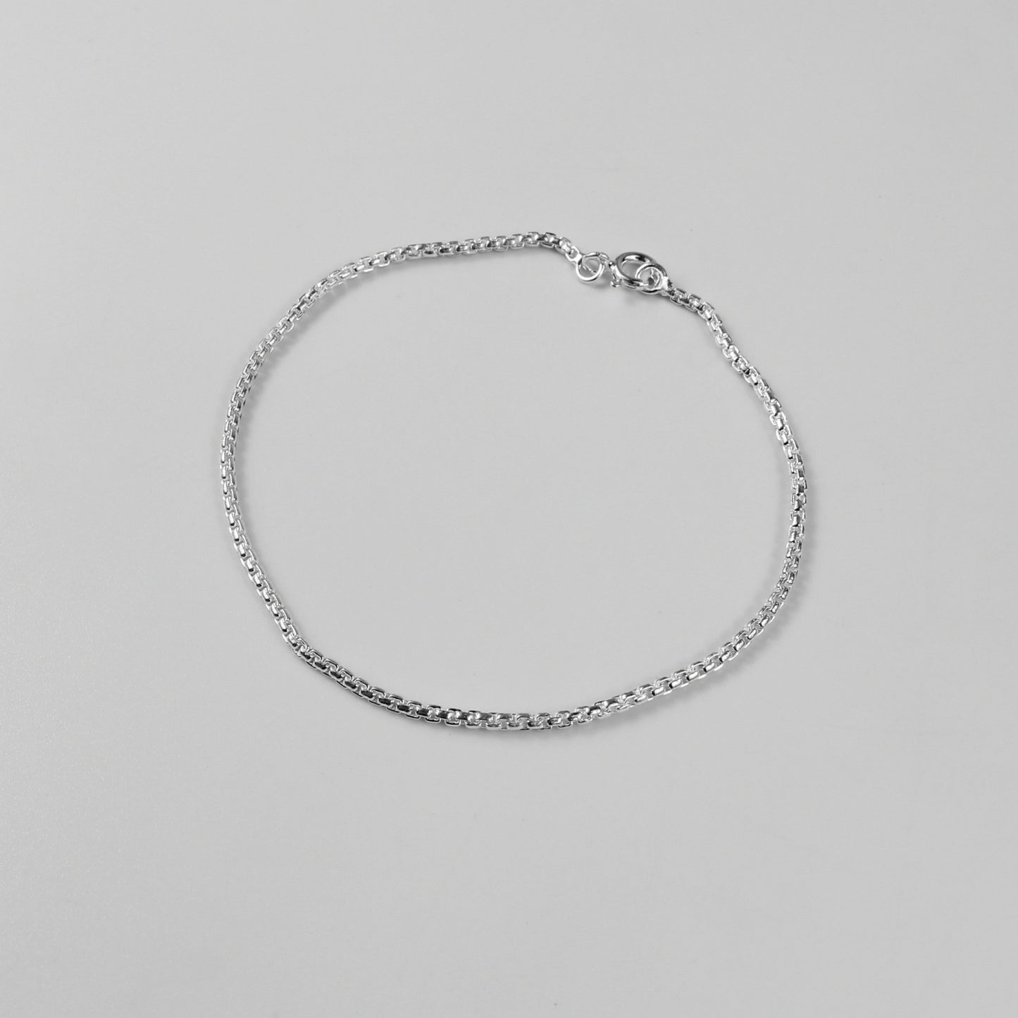 Round Box Box Bracelet