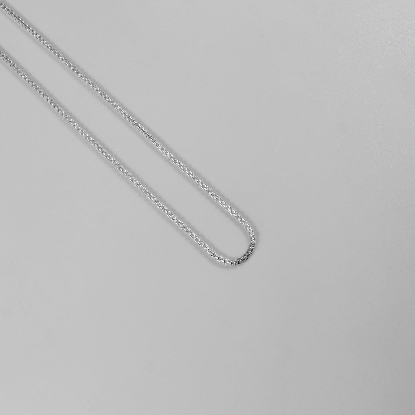 Round Box Box Necklace