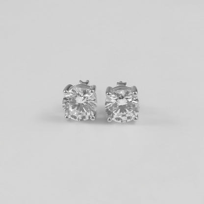 Round Brilliant Ear Studs
