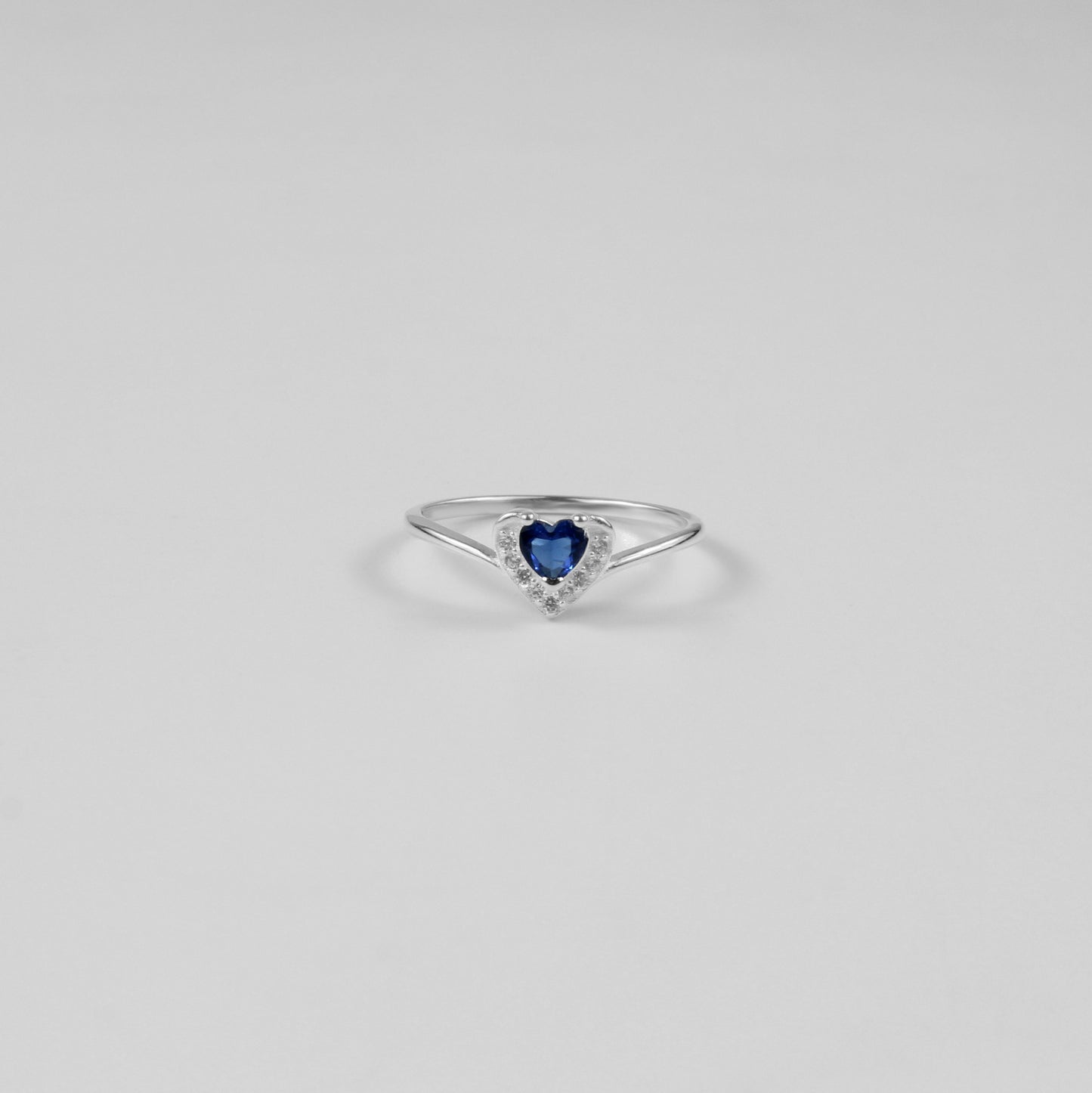Royal Heart Ring