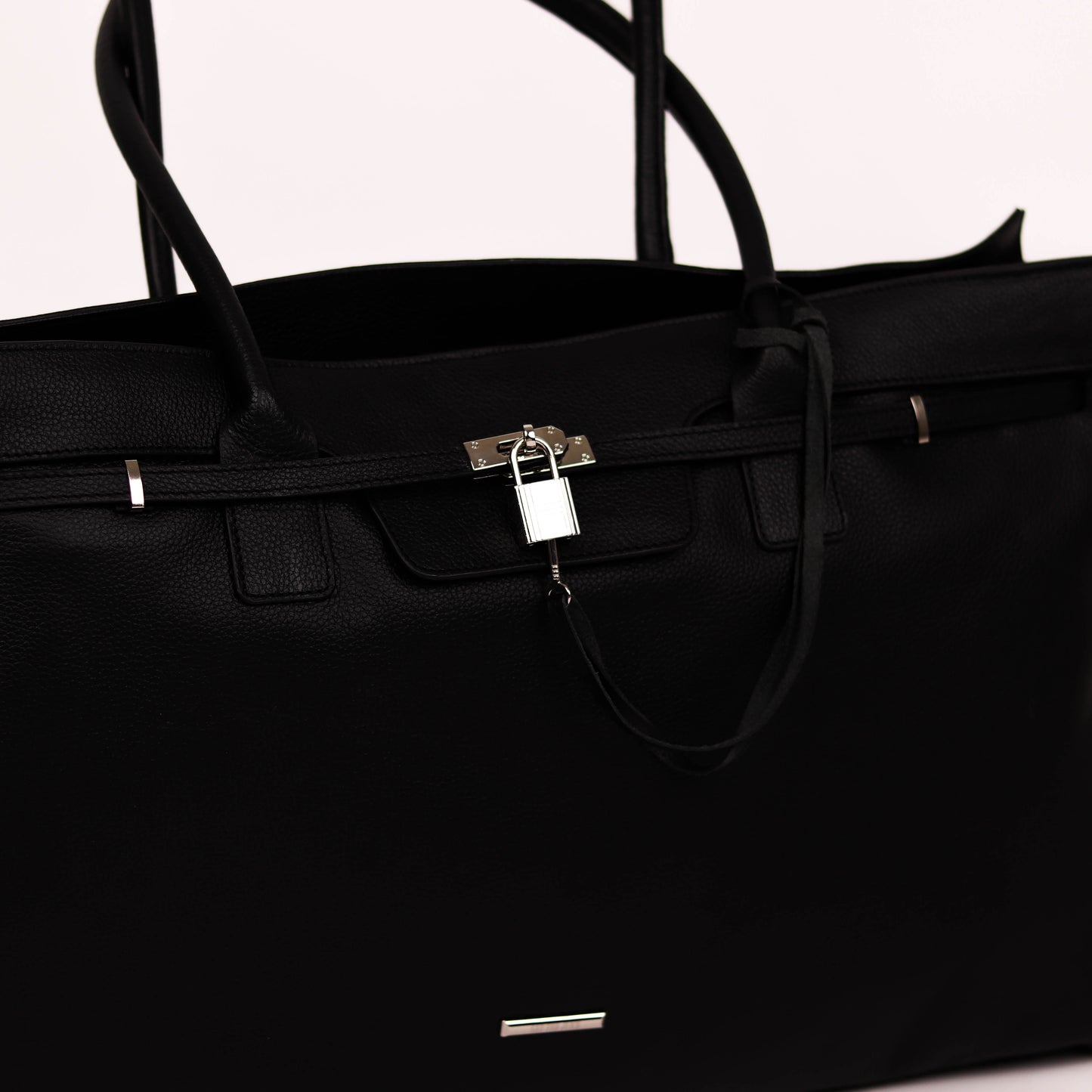 Sable Grain City Leather Bag