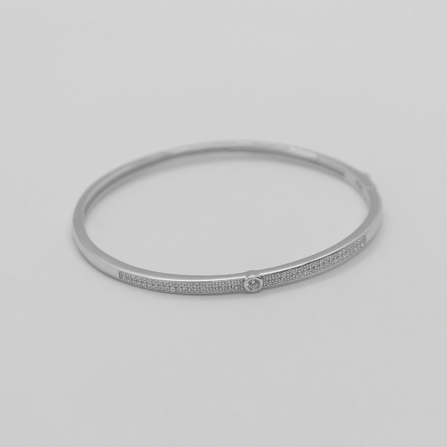 Solitaire-Center Bangle