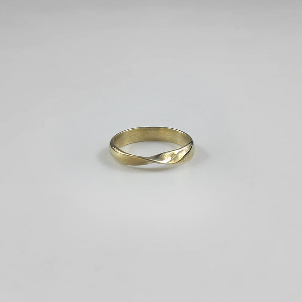 Twisted Infinity Brass Ring
