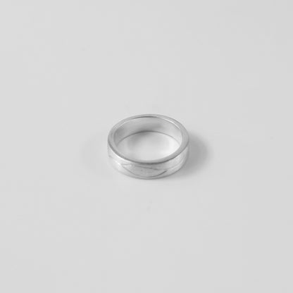 Twistline Band Ring